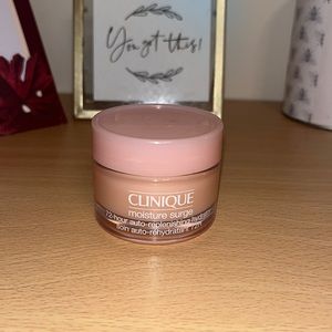 Clinique: 72 Hour Auto replenishing hydrator- 1 oz